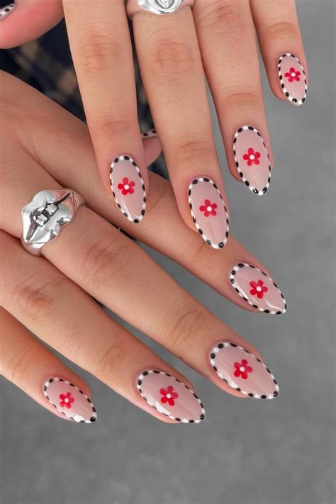 Cute Almond Nails Inspo To Feel Like A Princess Dots Nails Flower