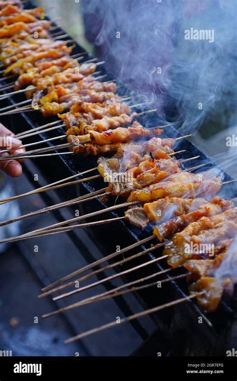 Flame Grilled Satay Hi Res Stock Photography And Images Alamy