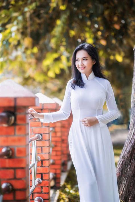 Hot Girl Th D N Khi N M Y R U B N Th N Khi Di N O D I Tr Ng