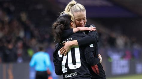 Champions League Eintracht Frankfurt Frauen Verabschieden Sich Mit