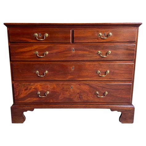 18th Century George III Mahogany Chest Of Drawers For Sale At 1stDibs