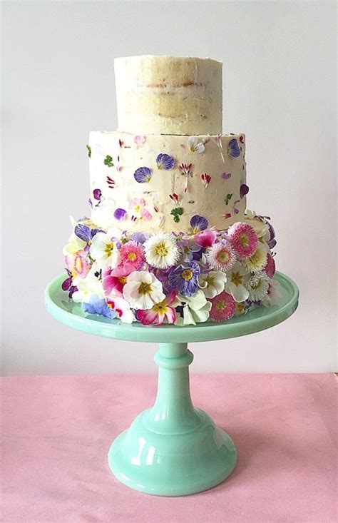 Amazing Wedding Cake Styles To Steal For Your Big Day Fall Wedding