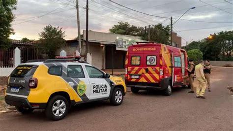 Homem Ferido Golpes De Faca No Bairro Santa Felicidade