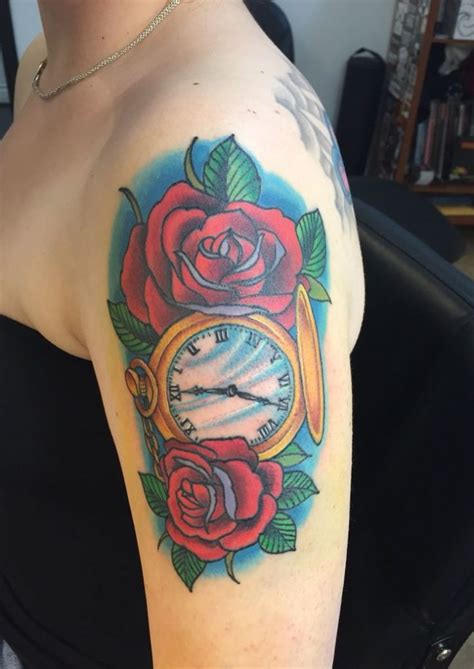 Tatuaggio Orologio Significato Foto Su Corpo Dove Farlo