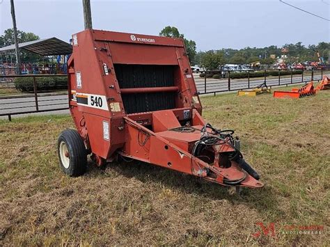 Sold Hesston 540 Hay And Forage Balers Round Tractor Zoom