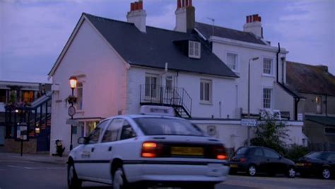 Imcdb Org Vauxhall Cavalier Mkiii In Human Remains