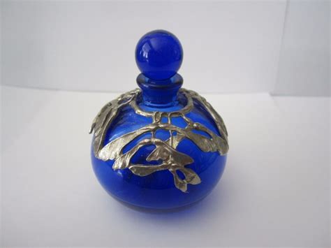 Vintage Blue Cobalt Art Glass Silver Tone Metal Perfume Bottle