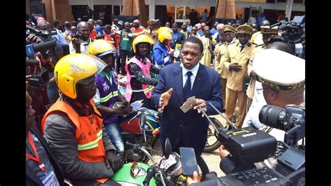 PANIQUE À YAOUNDÉ LES MOTOTAXIMEN FONT TREMBLER ÉTOUDI UN SOULÈ