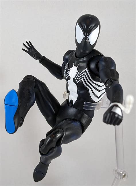 Best Of 2022 Mafex Symbiote Spider Man