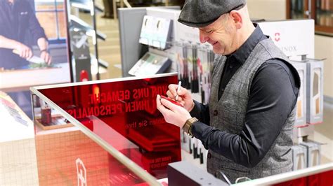 Im Oktober Victorinox Zeigt Sich Wieder Mit Pop Up Store In Stuttgart