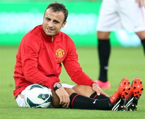 Dimitar Berbatov Biography Career Info Records Achievements