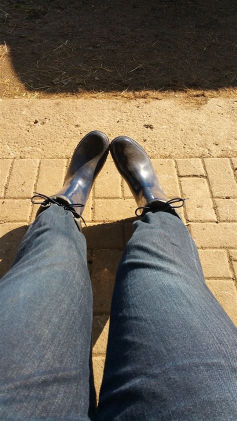 Gummistiefel und sonne genießen robogu Flickr