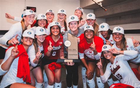 No Nebraska Volleyball Sweeps Iowa Wins Big Ten Title Outright