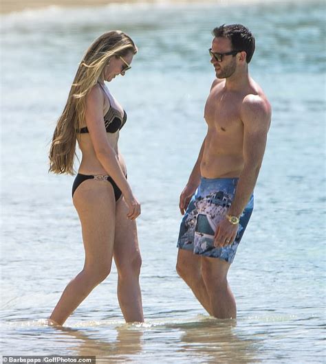 Hot Sexy Rudi Salmon Bikini Pics