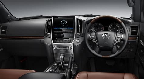 Land Cruiser 300 Series Interior / 2021 Toyota Land Cruiser 300 4x4 ...