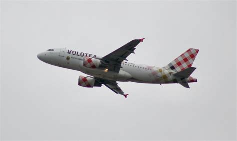 Ec Muu Volotea Airlines Airbus A Palme De Mall Flickr