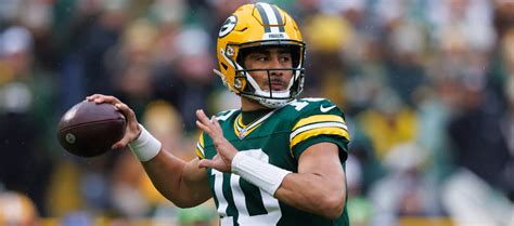 Nfl Sunday Night Football Player Prop Bet Odds And Picks Packers Vs