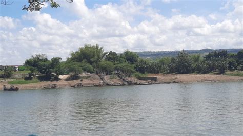 Peningkatan Permintaan Pasir Membahayakan Sungai Bengawan Solo Dan