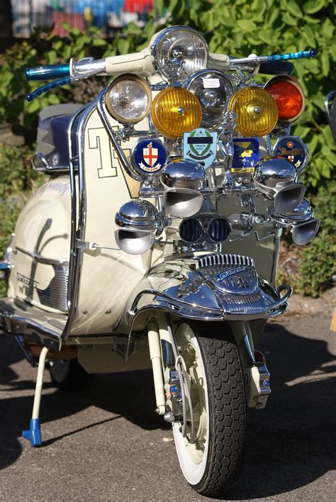 Mod Scooters S Style Classic Vespa And Lambretta Scooters