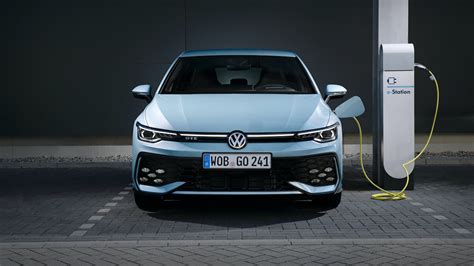 Vw Golf Krijgt Facelift Met Grotere Batterij Voor Plug In Hybride