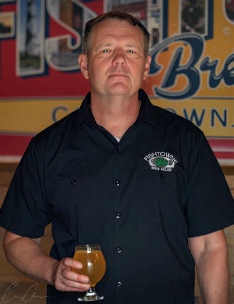 Staff Fishtowne Brewhouse