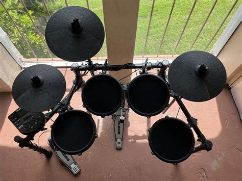 Alesis Nitro Mesh Electronic Drum Set Perfect Condition For Sale In