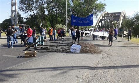 Levantaron El Corte En El Puente Carretero Mejor Informado