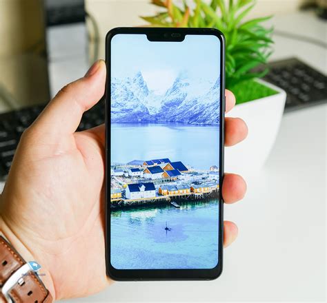Mobile-review.com Обзор смартфона LG G7 fit
