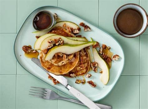 Vegan Pancakes Met Peer En Ahornsiroop Recept Allerhande Albert