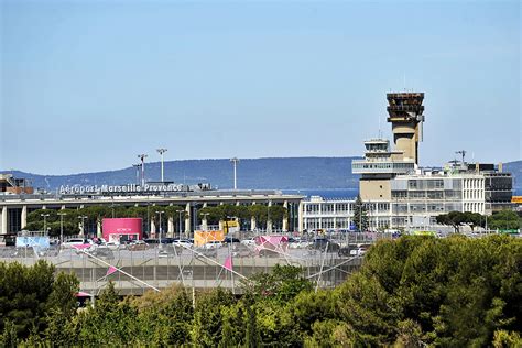 A Roport Marseille Provence Marignane Mp Terminal Terminal