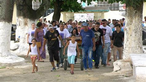 Jovens Sequestrados E Mortos Em Barros Filho S O Enterrados Rj G