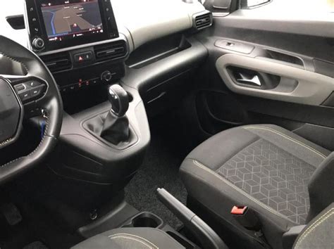 Peugeot Rifter 1 5 Bluehdi L1 Navi Pdc Apple 3x Isofix Tempo Servisna 2019 God