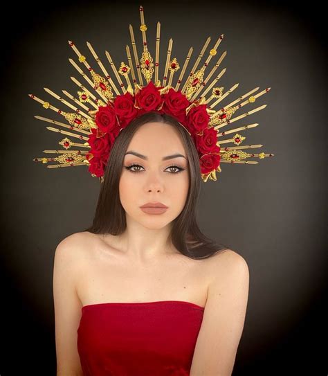 Met Gala Crown Sunburst Crown Red Roses Halo Crown Gold Spike Halo