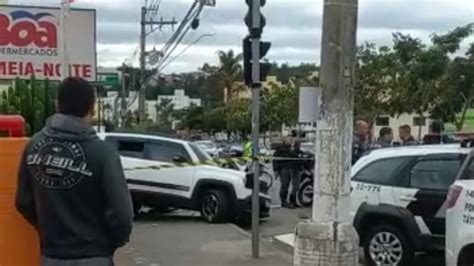 Tentativa De Roubo A Carro Forte Na Imigrantes Termina Em Tiroteio E Fuga