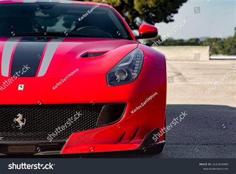 Ferrari Front View Photos De Stock 2 209 Images Shutterstock