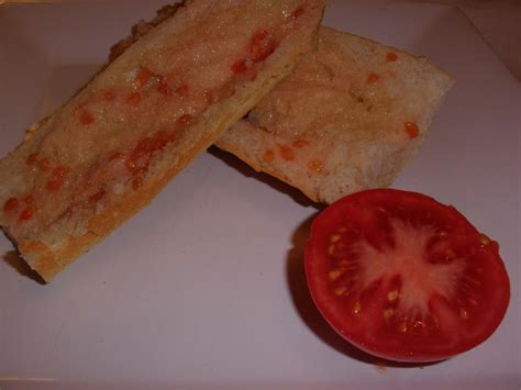 Recursos Culinarios PAN CON TOMATE