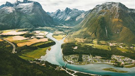 Hotéis Em Åndalsnes Desde 47 € Encontra Hotéis Baratos Com A Momondo