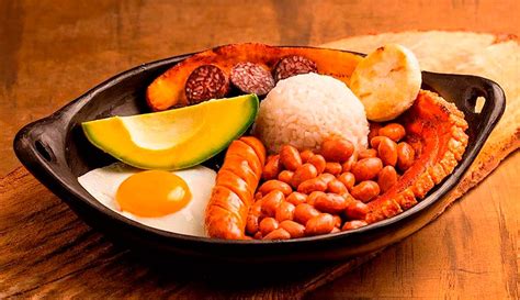 Colombian Cuisine Bandeja Paisa El Dorado Spanish School In Medellin