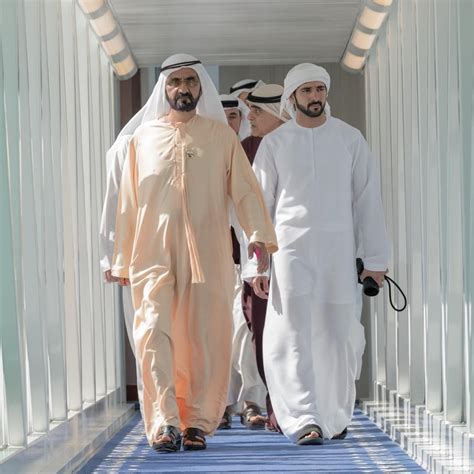 Mohammed Bin Rashid Bin Saeed Al Maktoum Y Su Hijo Hamdan Bin Mohammed