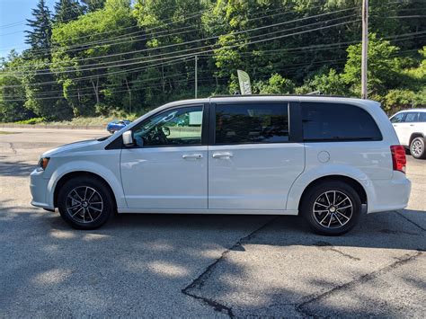 Pre Owned 2019 Dodge Grand Caravan Gt In White Knuckle Clearcoat Greensburg Pa A81880f