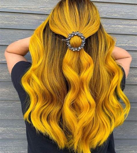 18 Yellow Hair Color Ideas To Brighten Up Your Style