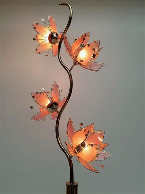 Mid Century Modern Vintage Hollywood Regency Pink Glass Lotus Flower