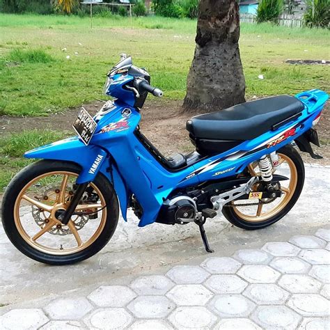 Modifikasi Motor Fiz R Road Race Warna Biru Homecare24