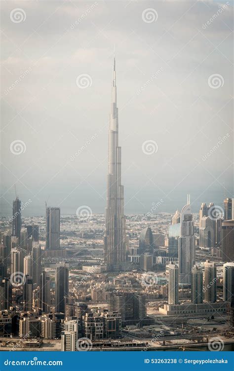 Vogelperspektive Auf Burj Khalifa In Dubai Redaktionelles Stockfoto