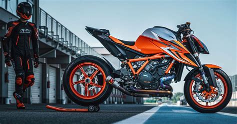 2022 KTM 1290 Super Duke R Evo [Specs, Features, Photos] | wBW