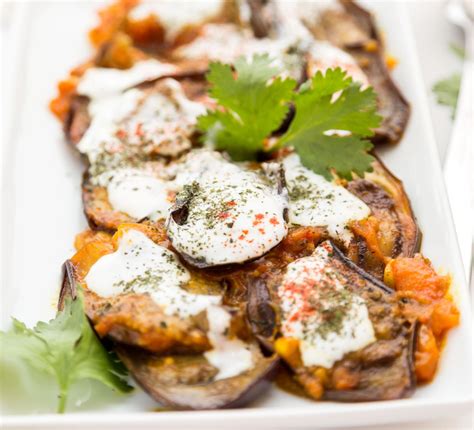 Borani Banjan Afghan Eggplant With Yogurt Sauce Cook With Manali