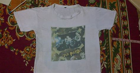 HARDCORE VINTAGE VINTAGE 1980s SEX PISTOLS T SHIRT