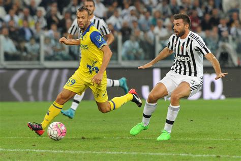 Serie A Juve Chievo Le Foto Del Match Foto Sportmediaset