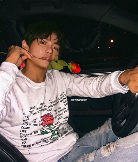 Bts Taehyung V 🐯💜 Tartalmat Tett Közzé Az Instagramon „damn This