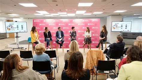 El Vii Coloquio Mujer Ciencia Y Empresa Ha Reunido A Cuatro Mujeres Y